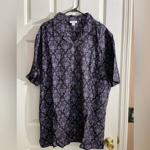 Men's 2X Large (XXL) Disney Parks Haunted Mansion wallpaper button down shirt.